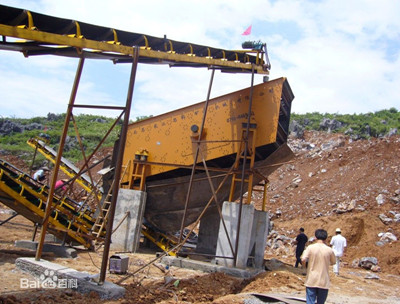 振動篩生產(chǎn)現(xiàn)場 振動篩 (4).jpg